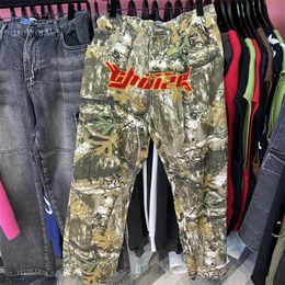 Pantaloni Lettera Ricamo Leopardo Pantaloni casual da uomo Tasche Pista allentata Foto reali