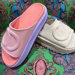 2022 Pantofole da spiaggia con fondo spesso moda Estate Donna New EVA con suola spessa Miami Slides Designer Sandali piatti estivi Casa Rosa Bianco Con scatola originale