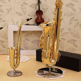 Decorative Objects Figurines Mini Saxophone Model Retro Metal Musical Instrument Ornament With Bracket Black Box Home Table Living Room Decor Gifts T220902