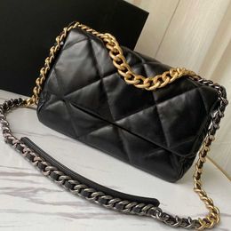Luxury Handbags Designer 19 Bag Women Fashion Top Quality Lambskin Soft Leather Tote Purse Crossbody Metal Chain Flap Shoulder Bag
