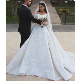 2023 Bollklänning Bröllopsklänning från axeln Långa ärmar Dubai Lace Appliques Crystal Bridal Glows Custom Made Princess Vestidos de Novia 328 328