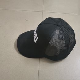 2022 Designer LEXURIE LETTRE BRODERIE Bend Wave Caps Männlich Hip Hop Visier Mesh Männlich Femelle Kreuz Punk Baseball HÜTE