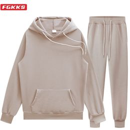 Men's Tracksuits FGKKS Sets HoodiePants TwoPieces Casual Solid Color SweatSuit Fashion Sportswear Brand Set Tracksuit Male 220902