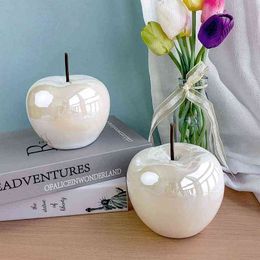 Decorative Objects Figurines 2PCS/Set LED Translucent Apple Decoration Minimalist Living Room Wine Cabinet Home Ceramic Fruit Decor Ornaments Night Light T220902