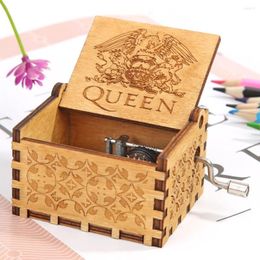 Decorative Figurines Retro Wooden Hand Cranked Music Box Bohemian Rhapsody Birch Plywood DIY Pattern Creative Kid Gift Household Ornament