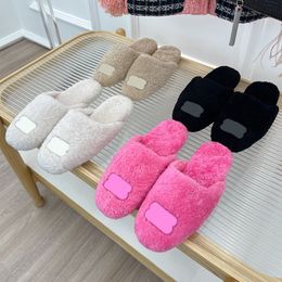 COSY MULE Cosy slippers Mules in black fake shearling Net red star planting grass shoe upper brand logo decoration high-end classic fashion casual famous shoes