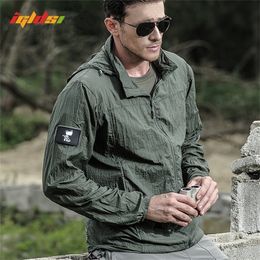 Men's Jackets Summer Waterproof Quick Dry Tactical Skin Jacket Men Hooded Raincoat Thin Windbreaker Sunscreen Army Military Jacket 220905