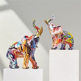 Decorative Objects Figurines Art Colourful Elephant Sculpture Resin Animal Statue Modern Graffiti Home Living Room Desk Aesthetic Gift 220902