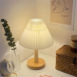 Decorative Objects Figurines Usb Vintage Pleated Lamp Dimmable Korean Table Light with Led Bead White Warm Yellow for Bedroom Living Room Home Lighting Decor 220902