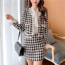 Two Piece Dress Vintage Houndstooth Woollen Two Piece Set Women Vneck Pearl Button Cropped Jacket Coat Aline Mini Skirt Sutis Female Outfit 220906