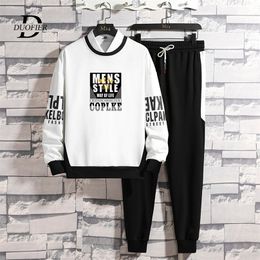 Mens Tracksuits Autumn Mens Two Pieces Set Long Sleeve Sweatshirt Sweatpants Fashion Mens Set Trendy Tracksuit Letter Print Sports Suit 220906