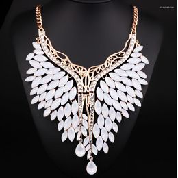 Choker Retro Style Black Gun Plated Alloy Necklace For Women Luxury Feather Crystal Glass Pendant