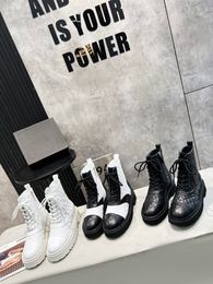 2022 Designer Fall Winter Boots Brand Lace Up Women's Leather Shoes Zip Platform Flat Heel Bootss Black White Chequered Street Leather Boot With Box