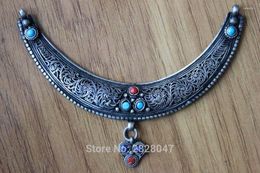 Pendant Necklaces PN061 Tibetan Silver Antiqued Vintage Moon Amulets Nepal Handmade Jewellery Wholesale Tibet