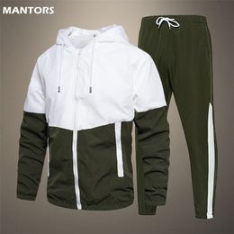 Men's Tracksuits Spring Summer Men Tracksuit Casual Set Male Joggers Hooded Sportswear JacketsPants 2 Piece Sets Hip Hop Running Sports Suit 5XL 220905