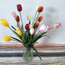 Faux Floral Greenery 5 Pcs 3 Heads Tulip Artificial Flower Real Touch Bouquet Decor Silicone Fake Flowers For Wedding Decoration Spring Party Diy J220906