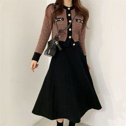 Two Piece Dress Autumn Winter Knitted Suit Women Elegant Plaid Single Breasted Short Cardigan Alin Pleated Skirt Sets Outfit OL 220906