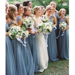 Sexy Summer Country Western Bridesmaid Dresses Boho A Line Halter Neck Sexy Backless Pleats Tiers Tulle Long Maid of Honor Gowns