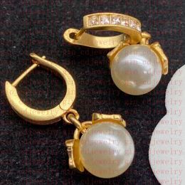 Fashion Designer Earrings V Letter Banshee Medusa Head 18K Gold Plated Womens VE221