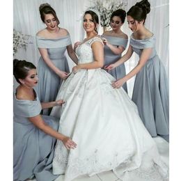 2023 Gorgeous Silver Grey A Line Bridesmaid Dresses Off Shoulder Satin Ankle Length Wedding Guest Dress Plus Size Formal Maid Of Honour Gowns