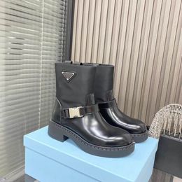 Designer Boots 100% Leather Martin Metal Triangle Logo Black Roman Boots Nylon Ladies Boots 35-41