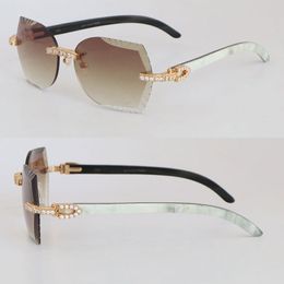 Gafas de sol de diamantes de lujo para mujeres diseñador lente de corte de diamantes blancos dentro del interior de búfalo negro lentes solares masculinos y femeninos 8200758 diseño de ojo de gato mujer