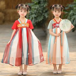 Девушка одевается в китайский стиль летний костюм танга