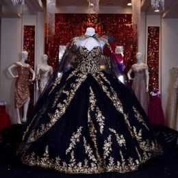 Classic Black Quinceanera Dresses Gold Floral Appliques Sweet 16 Prom Gown With Cape Tiere Mexican Girls vestidos de 15 anos