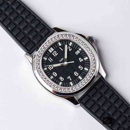 Women Watch Mechanical Automatic for Rubber Strap 37mm Diameter Black and White Dial Replica Luxury