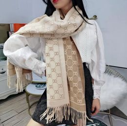 Wholesale Stylish Women Cashmere Scarf Full Letter Printed Scarves Soft Touch Warm Wraps With Tags Autumn Winter Long Shawls