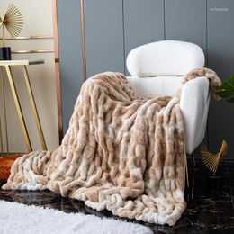 Blankets Nordic Style Throw Blanket Thickened Autumn Winter Plush Double-sided Quilt Suitable For Leisure Nap Bedroom Sofa Office