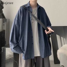 Men's Casual Shirts Oversize Plaid Long Sleeve Shirts Men Preppy Trendy All-match Causal Retro Chic Outerwear Male Classic Basic Daily Korean Camisa 220908