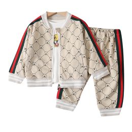 Ragazzi Ragazze Set di vestiti Primavera Autunno Bambini Moda Cappotto T-shirt Pantaloni 3 pezzi Tute per bambino