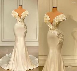 Party Dresses White Mermaid Prom Dress Sexy V Neck Sleeveless Appliques Sequins Peals Satin Slim Pageant Evening Gowns Plus Size Bridal