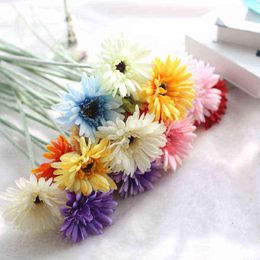 Faux Floral Greenery 2 Piece 10Cm Gerbera Artificial Flowers For Wedding Party Decoration 55Cm Fake Flower Christmas Home Decor Daisy Chrysant J220906