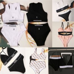 Bikinis Mayo Bikini Tasarımcı Spor Sutyeni Brifing Stewear Tatil Mayoları Kadın İçin