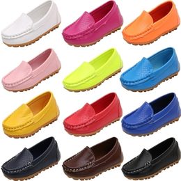 Turnschuhe Mode Wohnungen für Kinder Casual Bequeme PU Leder Slip On Schuhe Jungen Mädchen Kinder Candy 10 Farben Mokassin Loafer alle Größe 220909