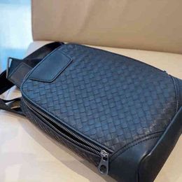 Bel çantaları serseri çantalar yüksek kapasiteli dokuma göğüs omuz çantaları erkek çanta deri tasarımcı marka crossbody erkek iş cüzdanları 220314