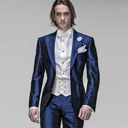 Men's Suits Blazers Shinny Italian Navy Blue Satin Men Suits Slim Fit Formal Gentlemen Wedding Suits for Men Tuxedos Blazer 2 Pieces JACKETPANTS 220909