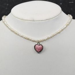 Choker Simple Minimalist Real Pearl Necklace Pink Heart Retro Pattern Daily Jewelry Elegant Sweater Chain For Women