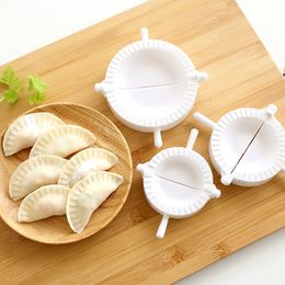 3pcs DIY Dumplings Maker Tool Plastic Jiaozi Mould 3 Size Dumpling Mold Clip Baking Molds Pastry Kitchen Tool Accessories TH0272