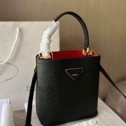 designer bags Cowhide Mini Bucket Bag Women Handbag Handle Crossbody Bags Purse Genuine Leather Shoulder Bag Top Quality Golden Hardware Tri