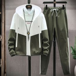 Men's Tracksuits Men Tracksuit Casual Hoodies Sets Spring Male JacketsPants Two Piece Sets Hip Hop Streetwear Sports Suit Patchwork 220909