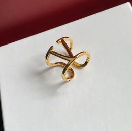 Anéis de cluster Anéis de cluster moda 18k jóias de ouro mulheres anéis de luxo senhora diamante anel de casamento v acessórios de noiva bons presentes designer je