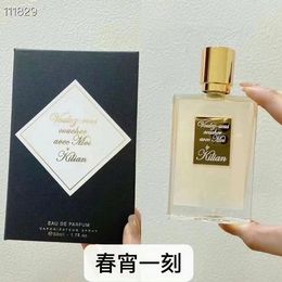 women perfume Selling Ladies Flower and Fruity Perfume Bad Girl Spray Fragrance on Sale