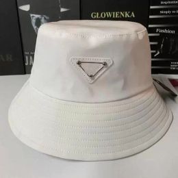 2022 Sale Mens Designer hats Casquette luxury embroidery cap adjustable 8 color hat behind letter
