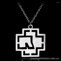 Chains Cross Necklace Woman Hip Hop Necklaces Man Pendants Accessories High Quality Metal Fashion Novelty Souvenir Kettingen