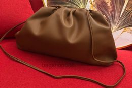 designer bag quality high women bags leather Crossbody handbags fashion shoulder rses Fashion hand pouch cloud bag 2022