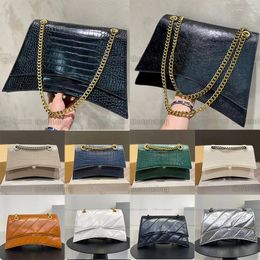 Esmagar bolsa de corrente grande em preto clássico feminino bolsas de ampulheta compras ombro de ombro de ombro body halte lua luxo de luxo bolsa de couro de luxo 23 23