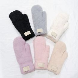 Australia Designer Mittens Winter Fur Gloves Women Girls Warm Fleece Mitts Trendy Label Outdoor Thicken Knitted Glove Gifts